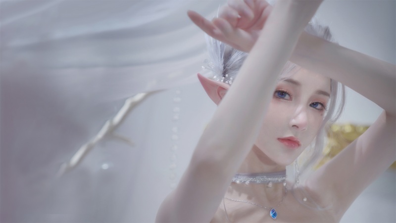 精灵少女阿尔菲娜